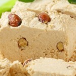 Халва при грудном вскармливании — можно или нельзя есть кормящей маме?